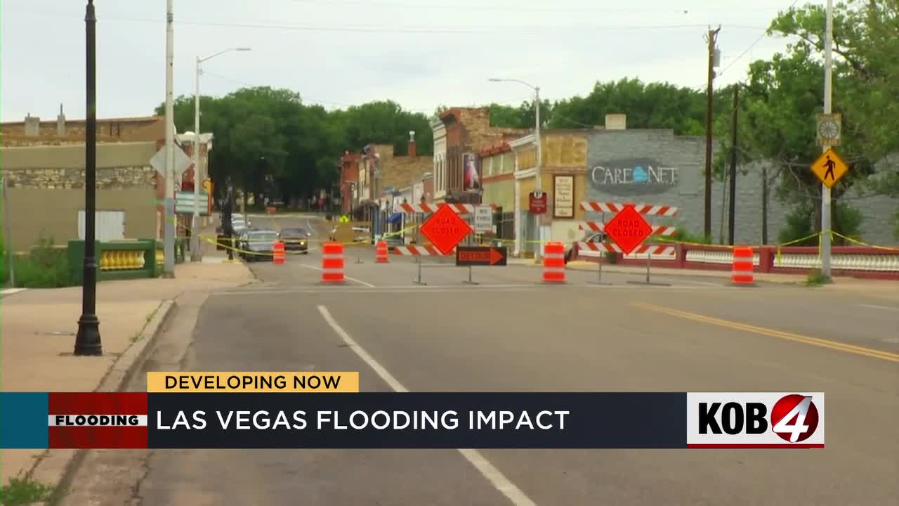 Las Vegas business owner discusses evacuation in the aftermath of flooding