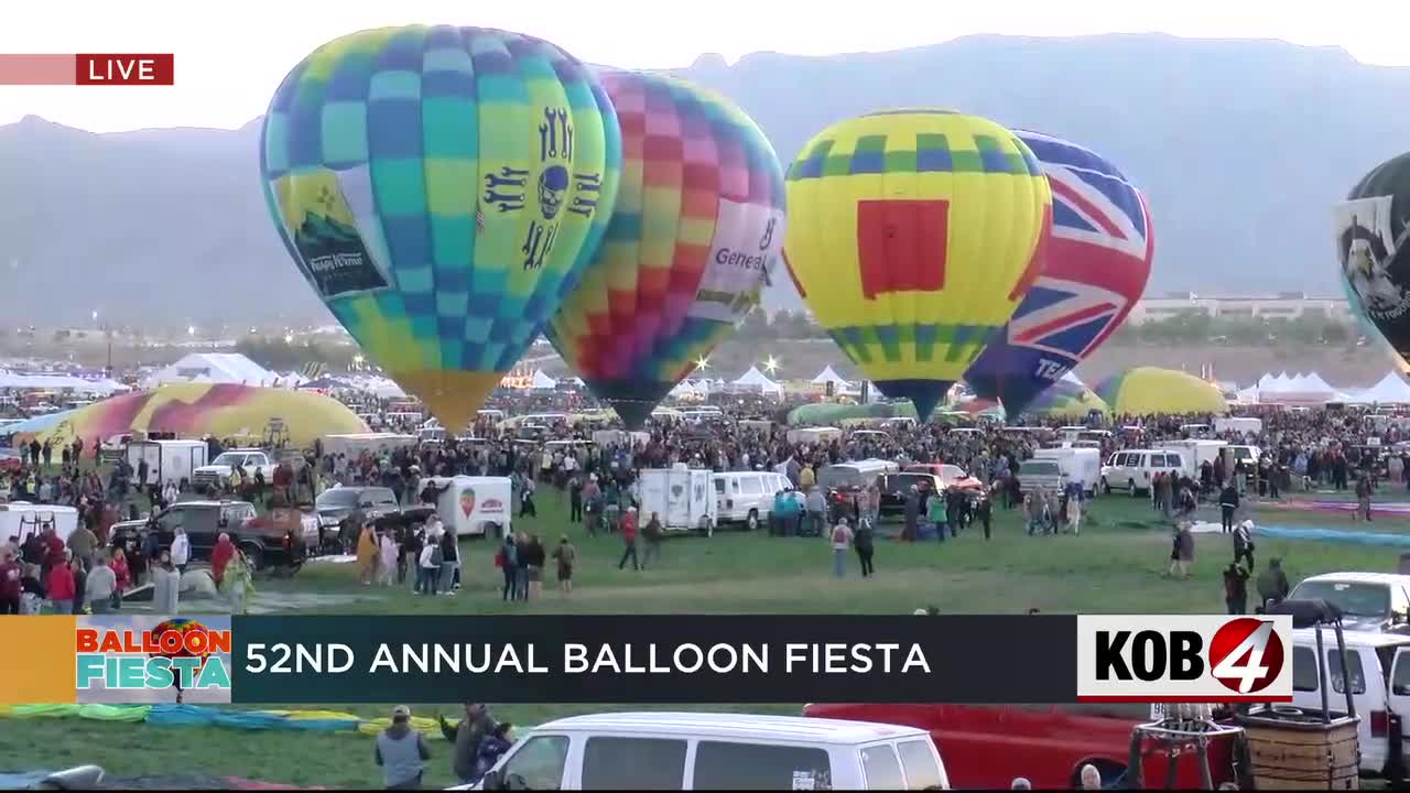 Balloon Fiesta: Pilots receive green flag for mass ascent on Sunday