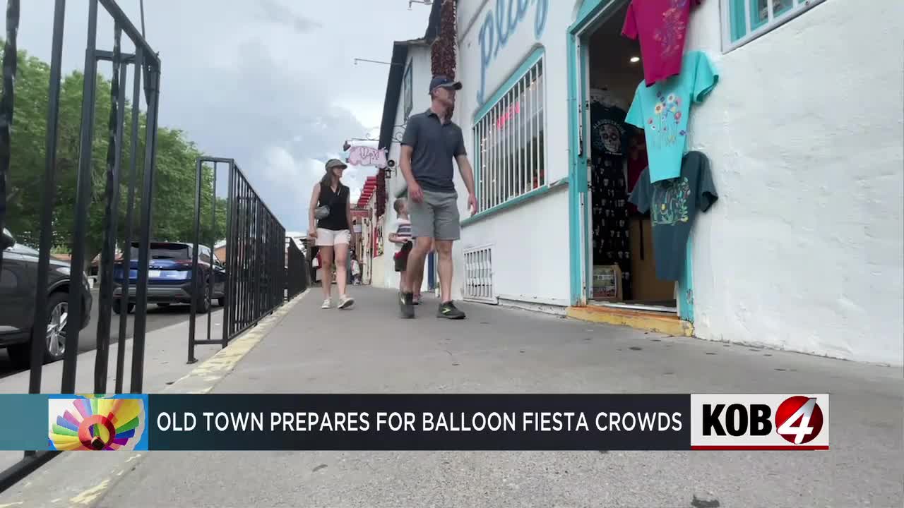 The old town is preparing for the crowds of the balloon fiesta